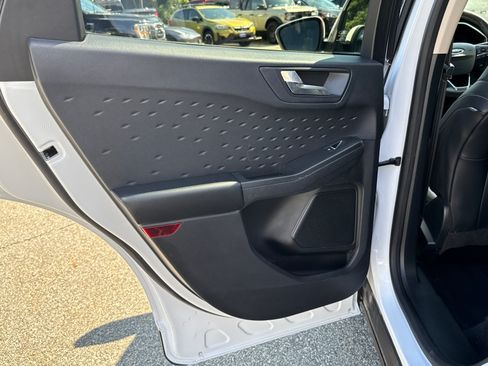 Used 2020 Ford Escape SEL AWD/4WD image 22