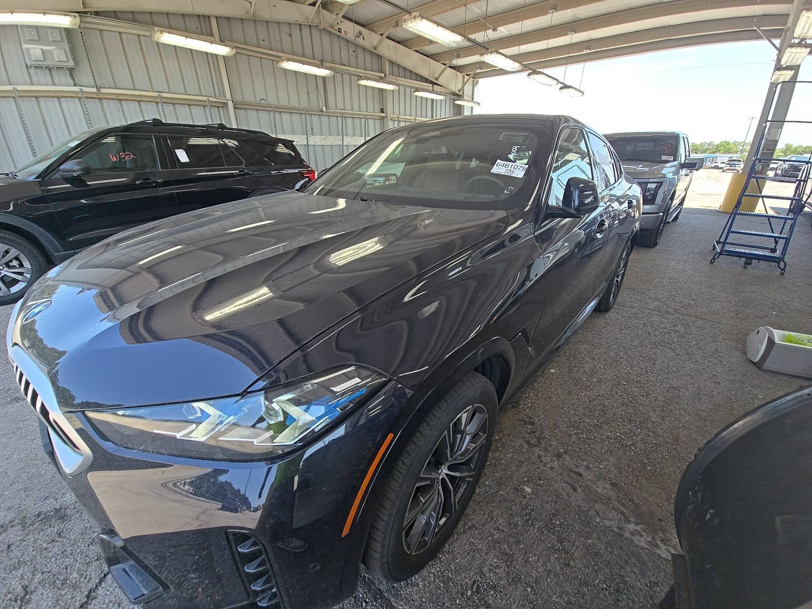 Used 2026 BMW X6 xDrive40i AWD/4WD image 1
