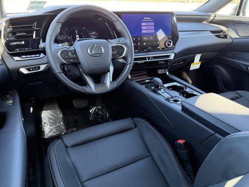New 2026 Lexus RX 450h AWD image 25