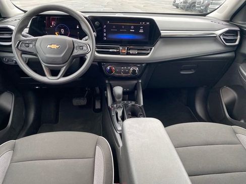Certified 2025 Chevrolet TrailBlazer LT AWD/4WD image 5