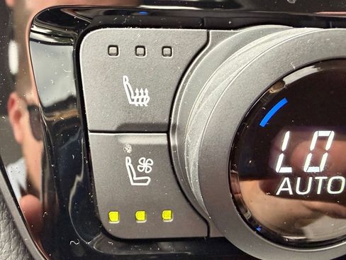 Used 2025 Toyota Grand Highlander AWD image 20