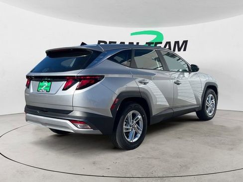 Certified 2026 Hyundai Tucson SE FWD image 7