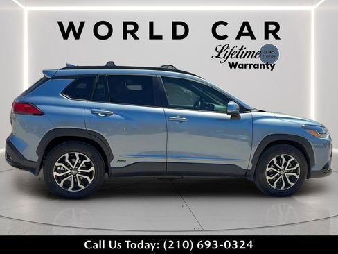 Used 2024 Toyota Corolla Cross AWD Hybrid image 8