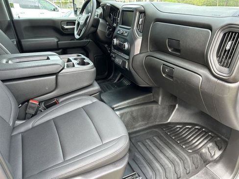 Used 2024 GMC Sierra 3500 Pro w/ Convenience Package AWD/4WD image 16