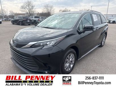 Used 2025 Toyota Sienna XLE