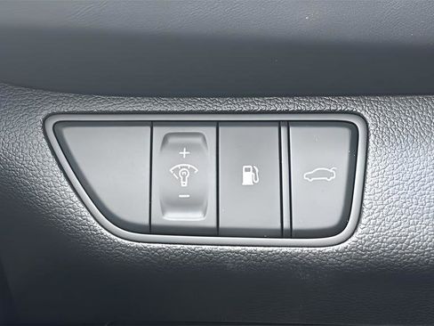 New 2026 Genesis G70 2.5T Prestige image 19