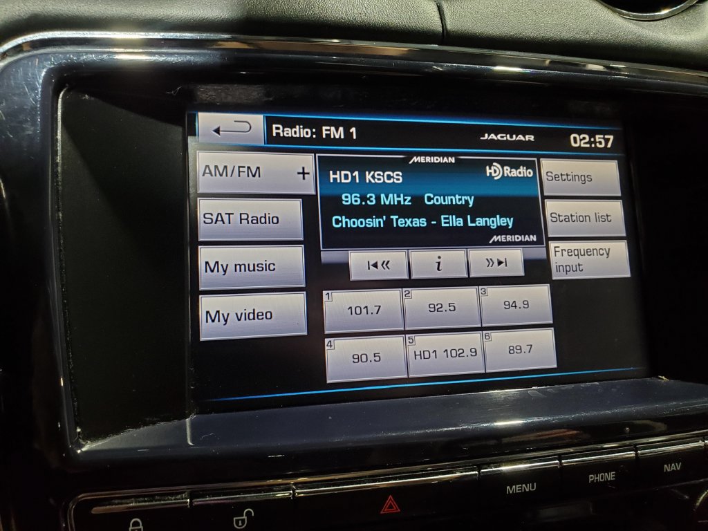 Used 2014 Jaguar XJ L Supercharged RWD image 36