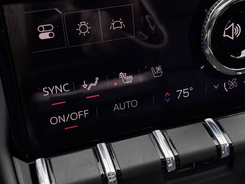 New 2026 GMC Terrain Elevation w/ Elevation Premium Package image 4