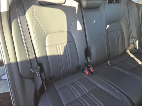 Used 2023 Honda HR-V EX-L image 24