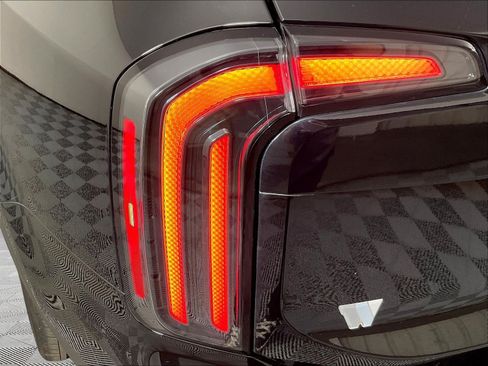 Used 2024 Kia Telluride SX X-Line AWD/4WD image 23