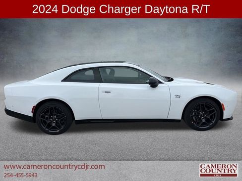 New 2024 Dodge Charger Daytona R/T w/ Plus Group AWD/4WD image 2