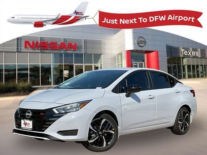 New 2025 Nissan Versa SR w/ Trunk Package