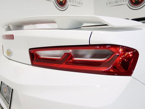 Used 2018 Chevrolet Camaro LT w/ RS Package image 62