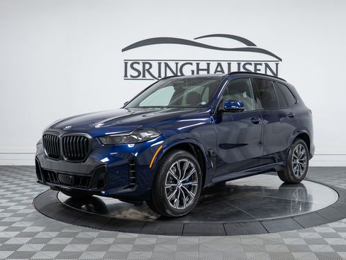 New 2026 BMW X5 xDrive40i w/ M Sport Package image 1