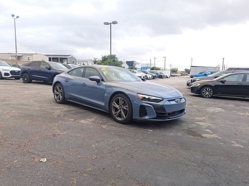 Used 2023 Audi e-tron GT Premium Plus image 2