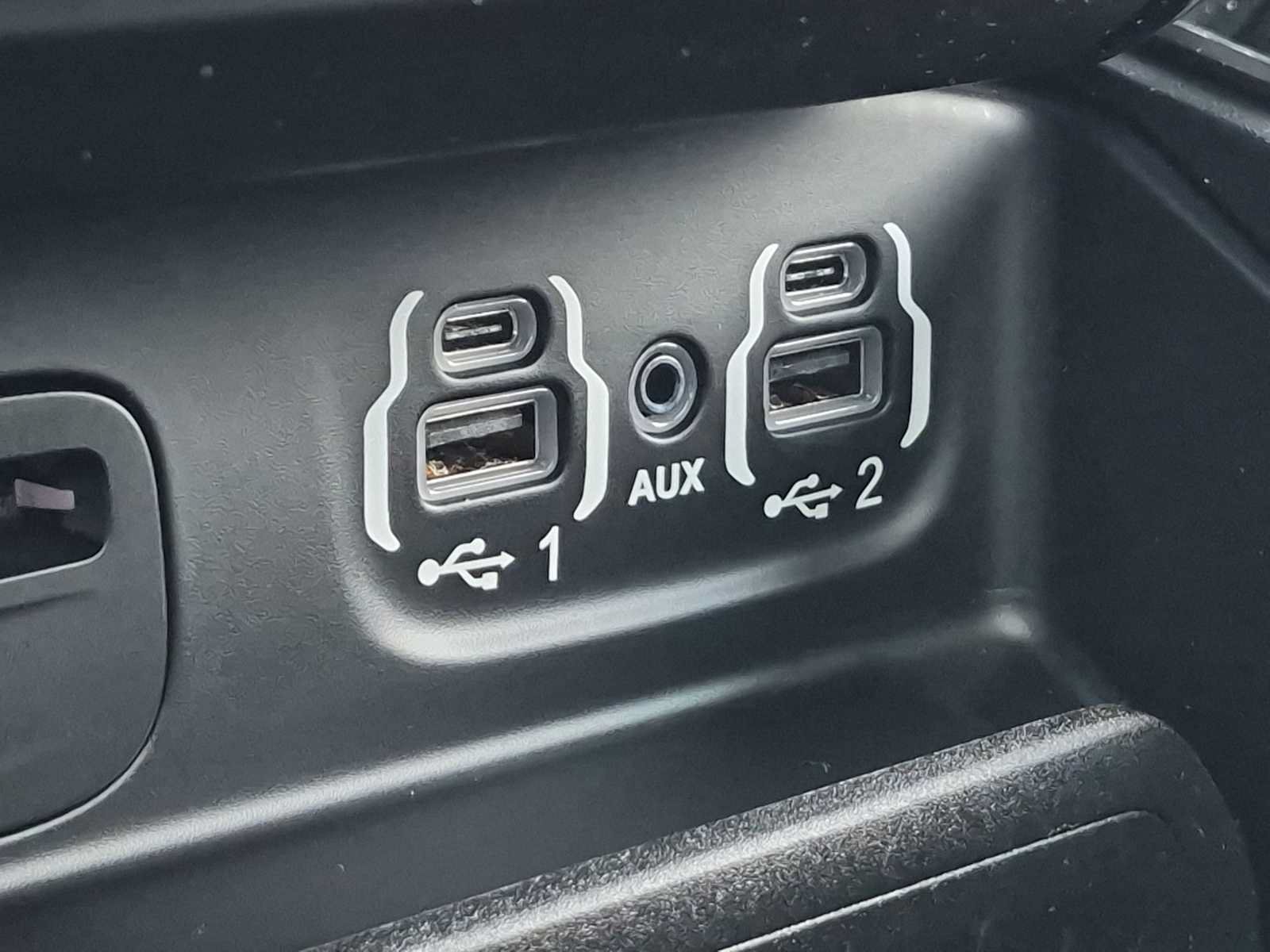 Used 2019 RAM 1500 Limited AWD/4WD image 33
