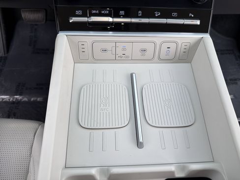 Used 2024 Hyundai Santa Fe Calligraphy image 27