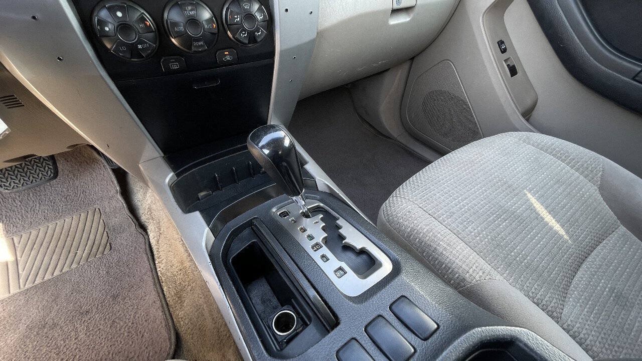 Used 2005 Toyota 4Runner SR5 RWD image 17