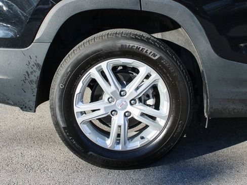 Used 2023 GMC Terrain SLE w/ Driver Convenience Package image 36