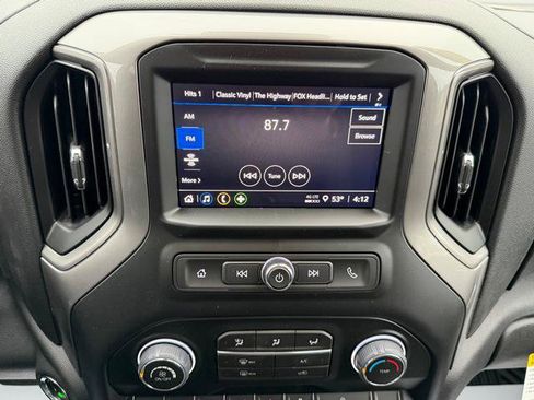 Used 2026 Chevrolet Silverado 1500 Custom Trail Boss AWD/4WD image 21