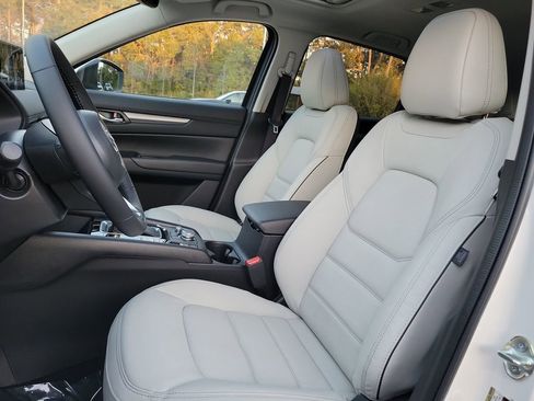 New 2025 MAZDA CX-5 AWD 2.5 S w/ Preferred Package image 18