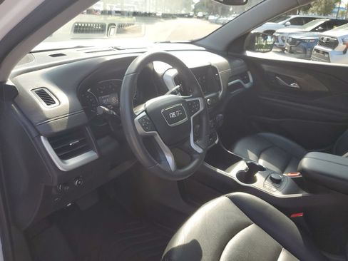 Used 2023 GMC Terrain SLE w/ Driver Convenience Package FWD image 14