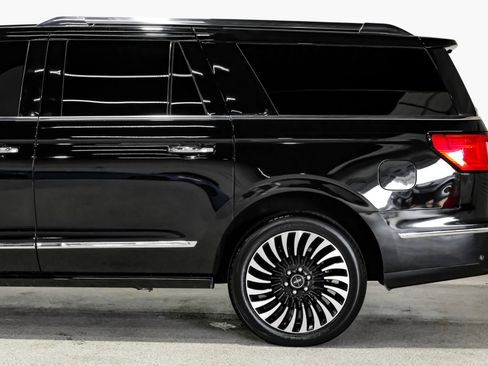 Used 2019 Lincoln Navigator L Black Label image 20