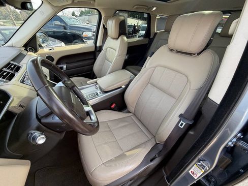 Used 2018 Land Rover Range Rover Sport HSE image 30