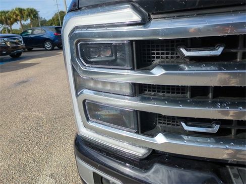 Used 2024 Ford F250 Platinum image 10