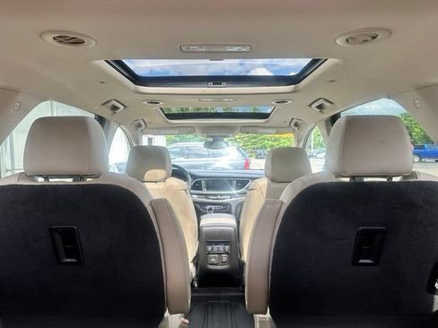 Used 2020 Buick Enclave Premium w/ Sun and Sites Package AWD/4WD image 19