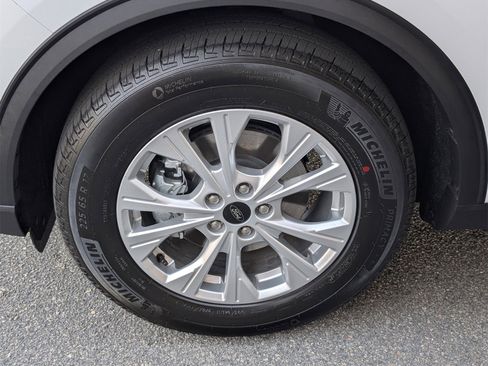 New 2026 Ford Escape Active image 13