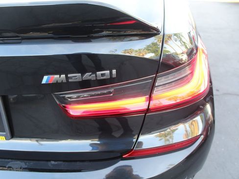 Used 2020 BMW M340i RWD image 16