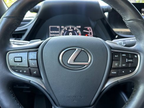 Used 2022 Lexus ES 350 w/ Premium Package image 27