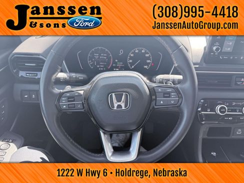 Used 2025 Honda Pilot EX-L image 22