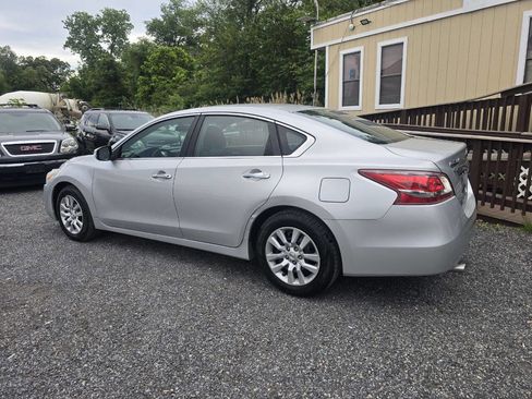 Used 2013 Nissan Altima 2.5 FWD image 15