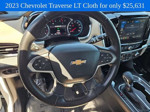 Used 2023 Chevrolet Traverse LT w/ LPO, Cargo Package AWD/4WD image 27