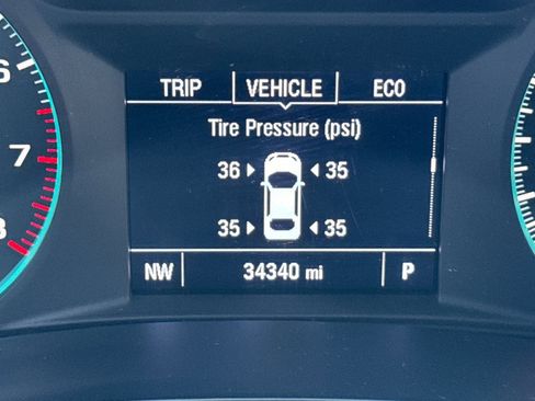 Used 2024 Chevrolet Malibu LT image 3