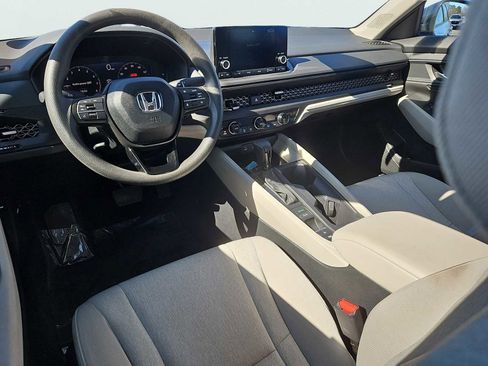 Certified 2025 Honda Accord SE image 10