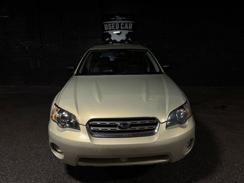 Used 2005 Subaru Outback 2.5i AWD/4WD image 8