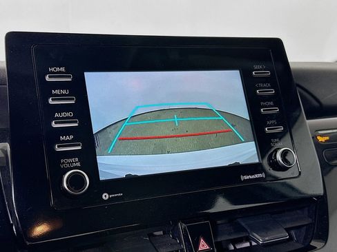 Used 2024 Toyota Camry SE image 10