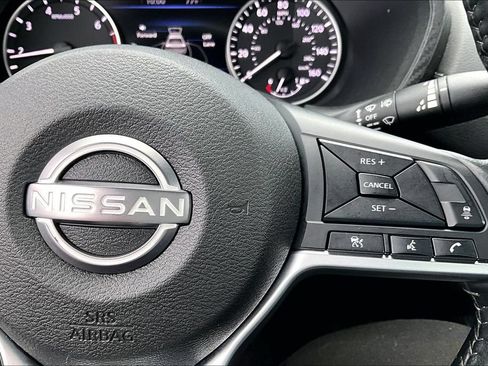 Used 2025 Nissan Sentra SV w/ All-Weather Package FWD image 26