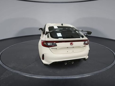 Used 2023 Honda Civic Type R image 7