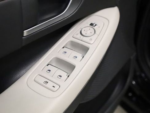 Used 2025 Hyundai Sonata SEL FWD image 17