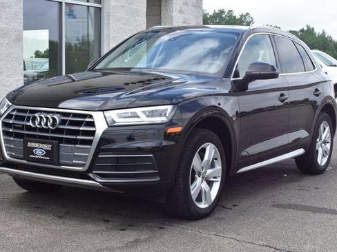 Used 2019 Audi Q5 2.0T Premium Plus w/ Premium Plus Package AWD/4WD image 16