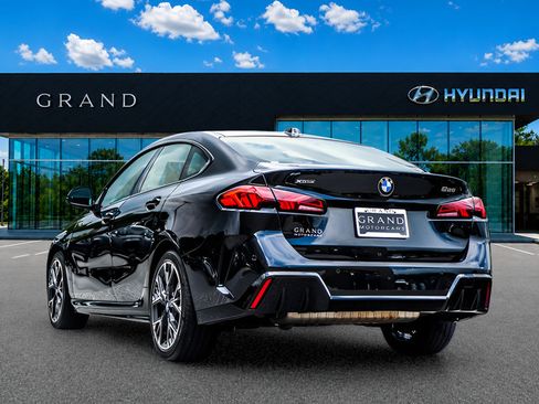 Used 2025 BMW 228i xDrive AWD/4WD image 4
