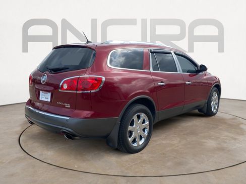 Used 2010 Buick Enclave CXL image 10