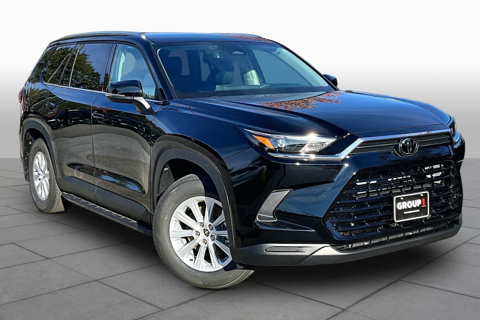 New 2026 Toyota Grand Highlander XLE FWD image 2