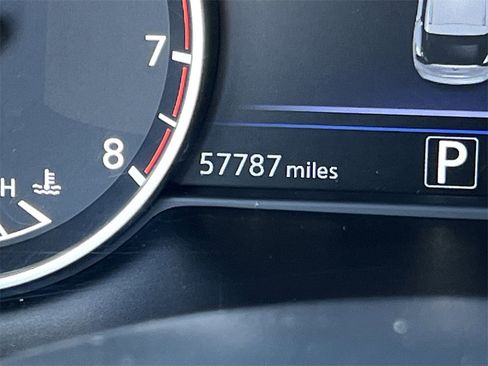 Used 2022 Nissan Murano Platinum w/ Cargo Package image 24