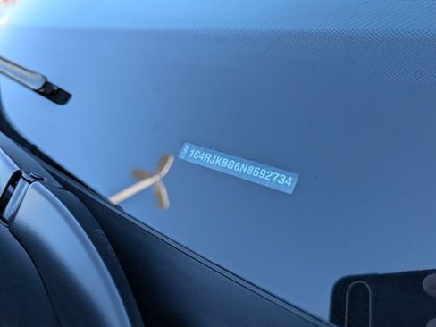 Used 2022 Jeep Grand Cherokee L Limited w/ Trailer Tow Group (B) image 38