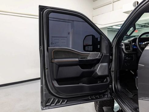 Used 2024 Ford F250 Platinum AWD/4WD image 39